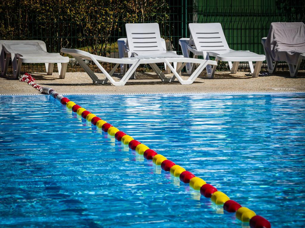 Léon Village Vacances Les Genets מראה חיצוני תמונה